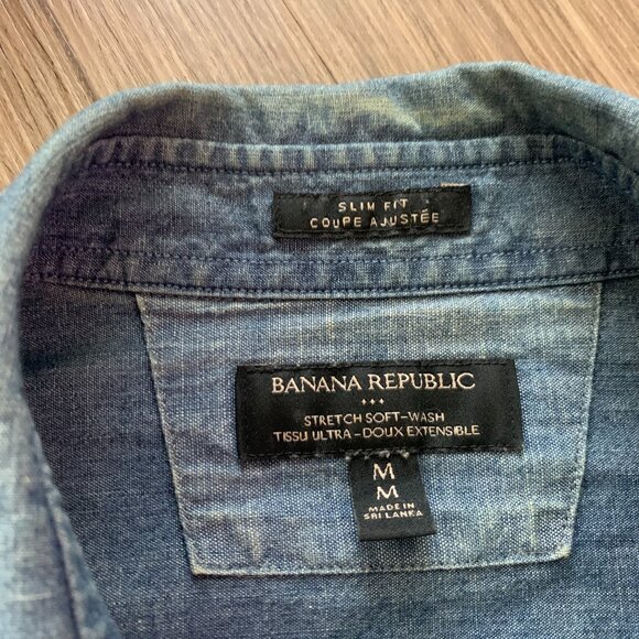 Banana Republic Men's Jean Button Up, Size M - Picture 2 of 2